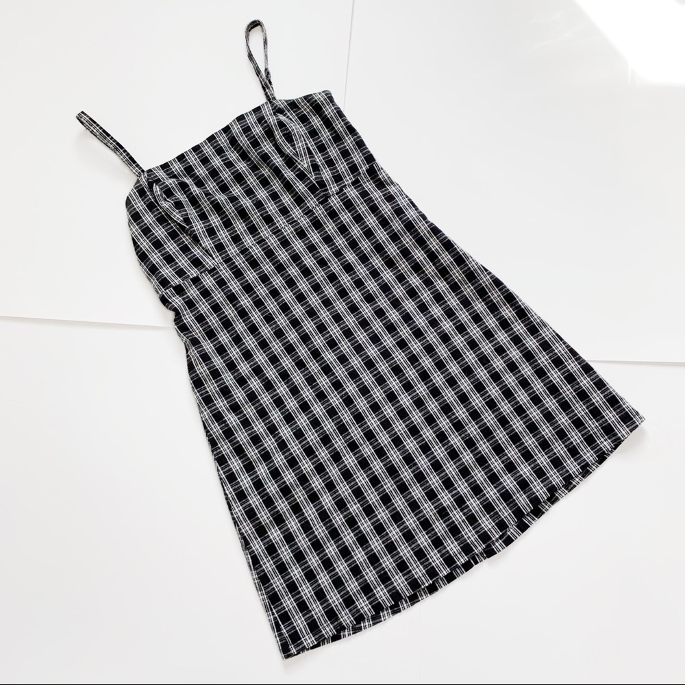 HOLLISTER CHECKERED PLAID BLACK AND WHITE MINI DRESS